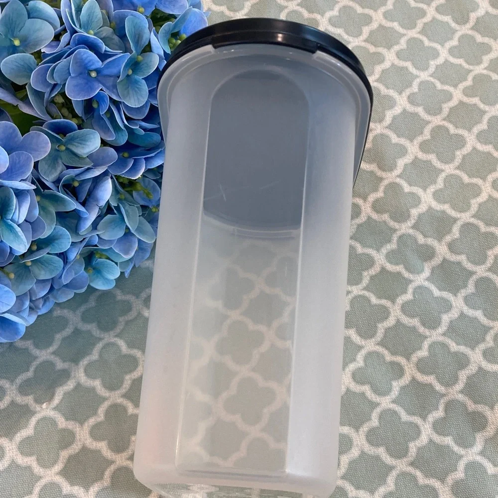 Tupperware Oval Modular Mate Size 3 1.7L Black Lid